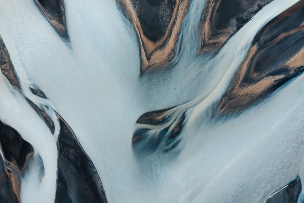 Abstract image of snow and mountains.