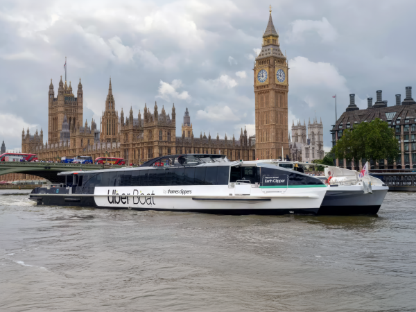 Uber Boat