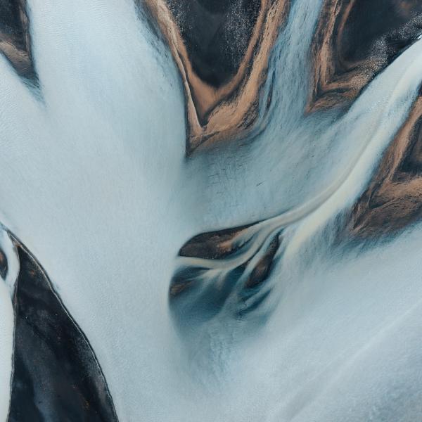 Abstract image of snow and mountains.