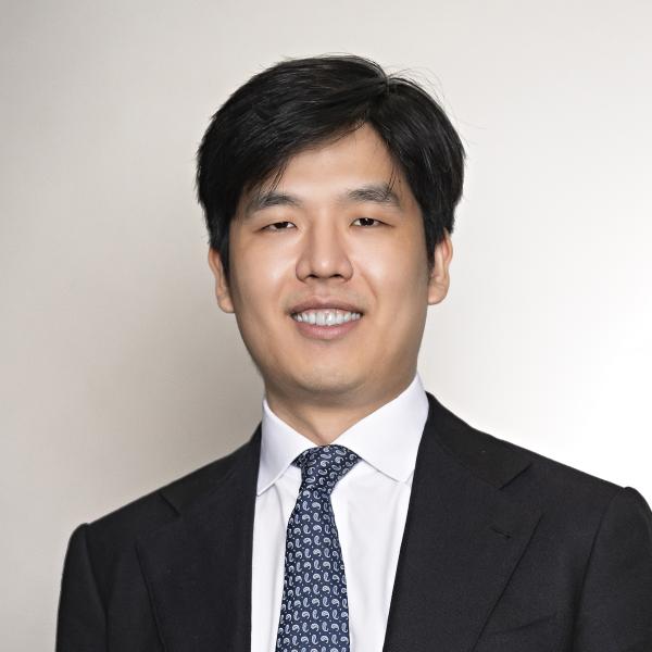 Tae Hyun Yoo headshot